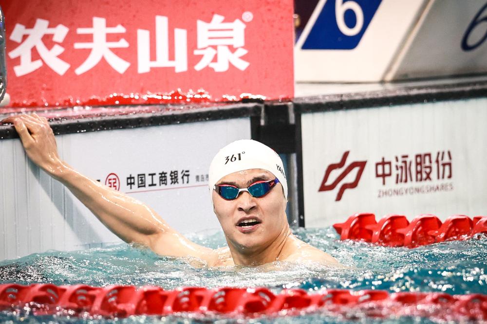 主优化词：塞维利亚客场几百强敌，表现出色